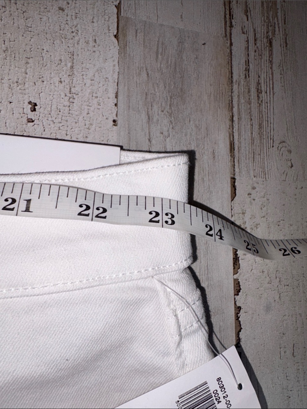 Old Navy High-rise White Denim Rolled Cuff Shorts Plus Size 24 - Picture 4 of 13